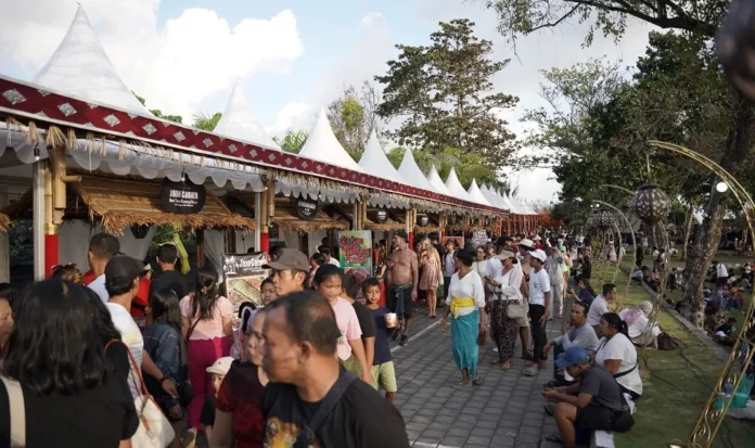 Festival Tanah Lot