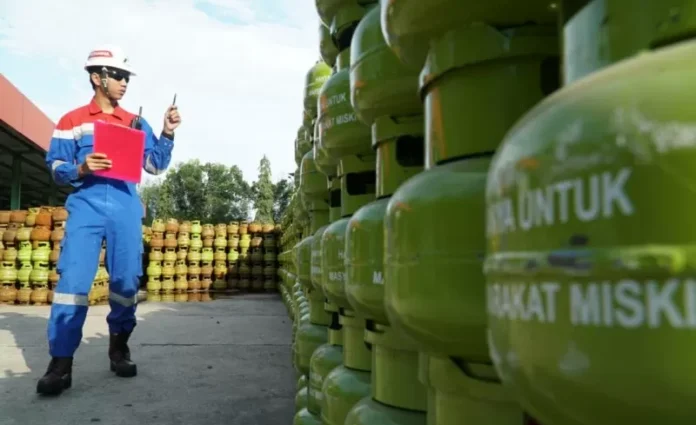 Stok LPG 3 kg di pangkalan resmi.