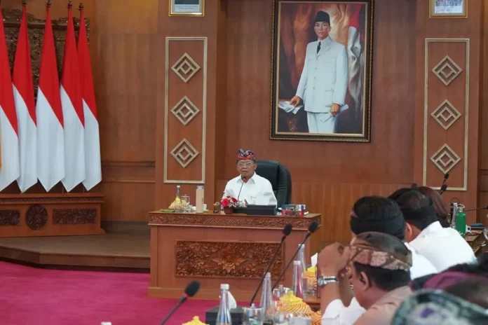 Koster lindungi wisatawan