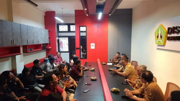 Studi Banding DPRD Karangasem