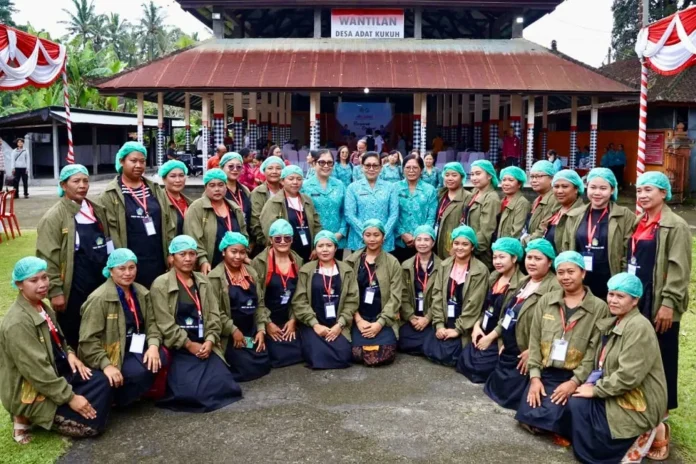 Aksi sosial TP PKK Bali