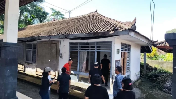 Puskesmas pembantu rusak