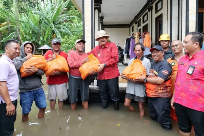 Tabanan bantu korban banjir