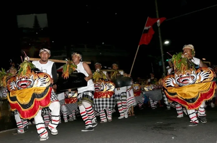 Tek Tekan Nangluk Merana