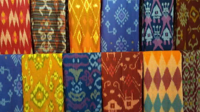 Tenun Troso