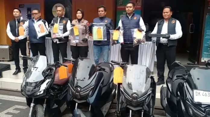 Penggelapan motor